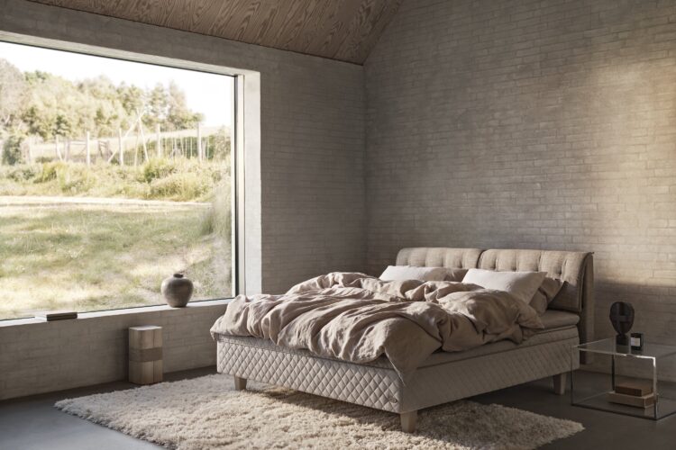 luxury bed maker DUXIANA